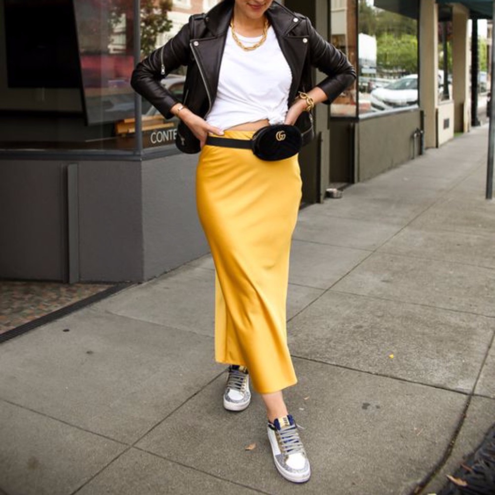 RACHEL ZOE Darren Clip Belt Bag in Black - Picture 6 of 7